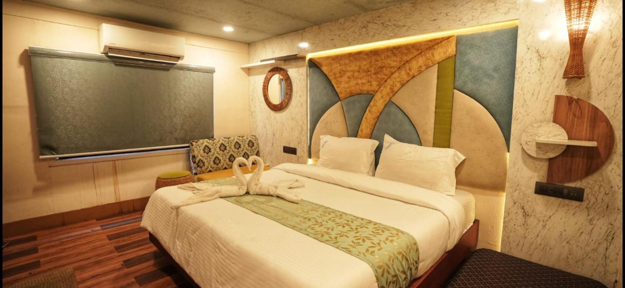 ホテル Victoria Houseboats アーラップーザ県 エクステリア 写真